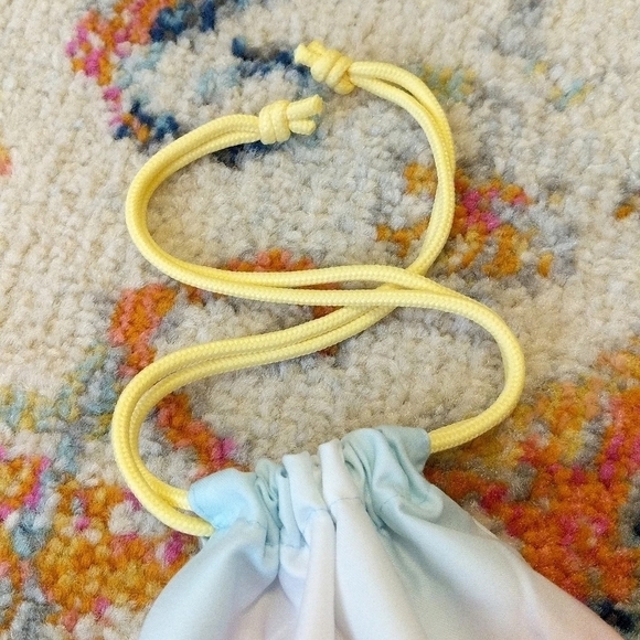 ipsy Happy Vibes Tie Dyed Pastel Smiley Face Glam Bag Plus January 2022 - Picture 3 of 10